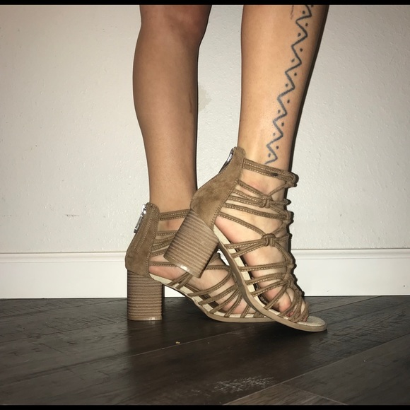 Zip up heels - Picture 1 of 3
